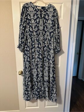 Skies Are Blue Navy and White Printed Maxi Dress Size 2X  NWOT